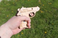 Деревянный пистолет ПСМ, в сборе, игрушка-резинкострел