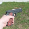 Деревянный пистолет «Кольт» М1911, игрушка-резинкострел окрашен под настоящий