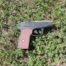 Деревянный пистолет Макарова (ПМ), игрушка-резинкострел окрашен под настоящий